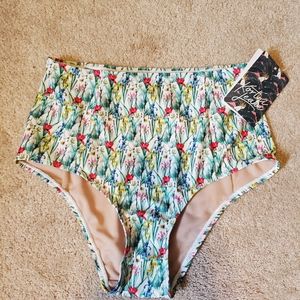 Kortni Jeane, Cut High Bottoms, Flower Field